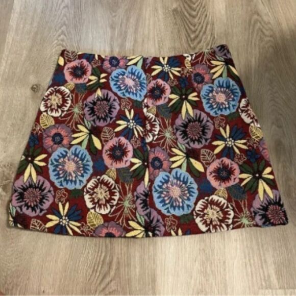 Women's Floral Print 70's Aesthetic High Waisted Mini Skirt - Picture 5 of 7